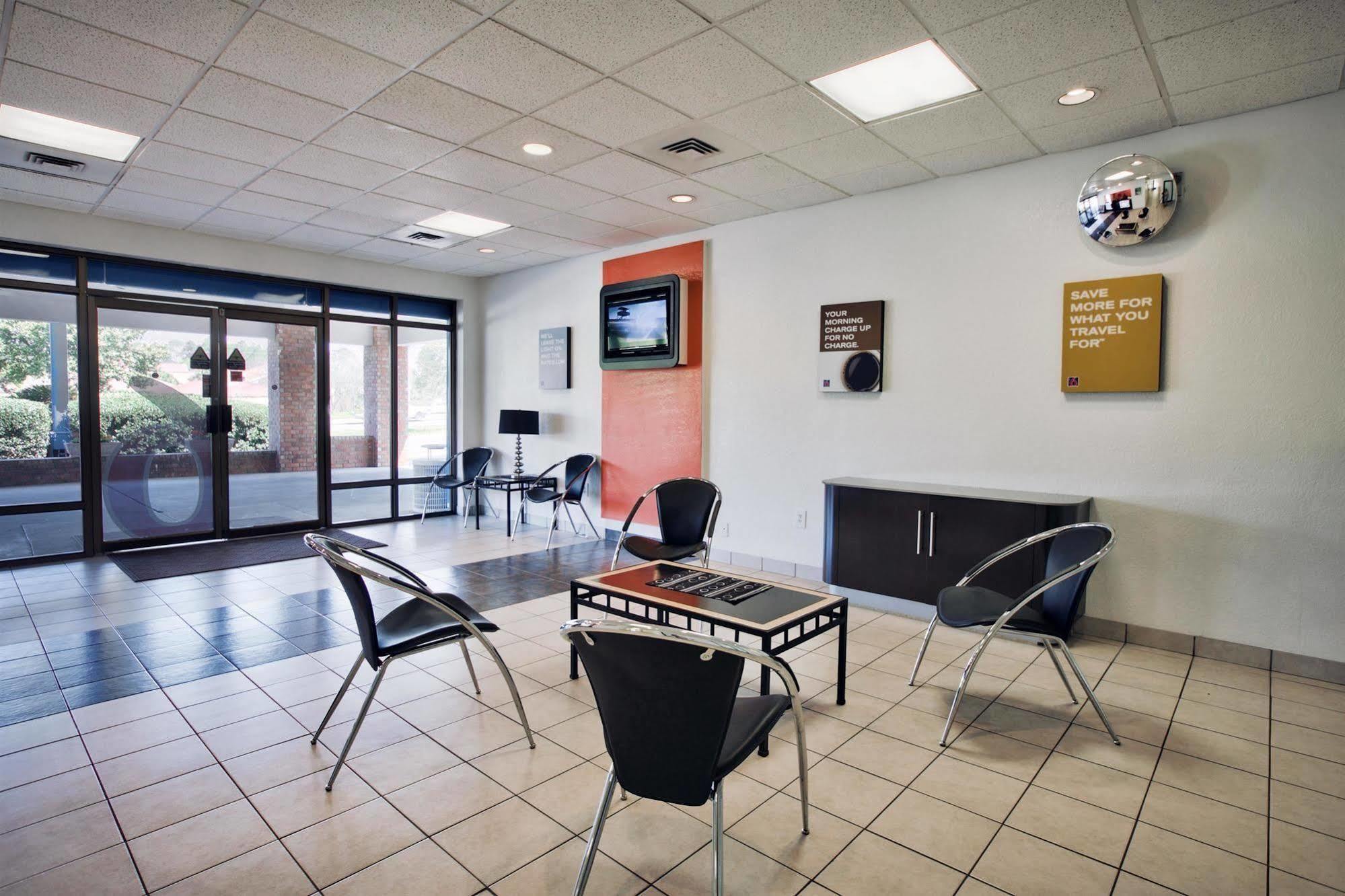 Motel 6-Tallahassee, Fl - Downtown Exterior photo
