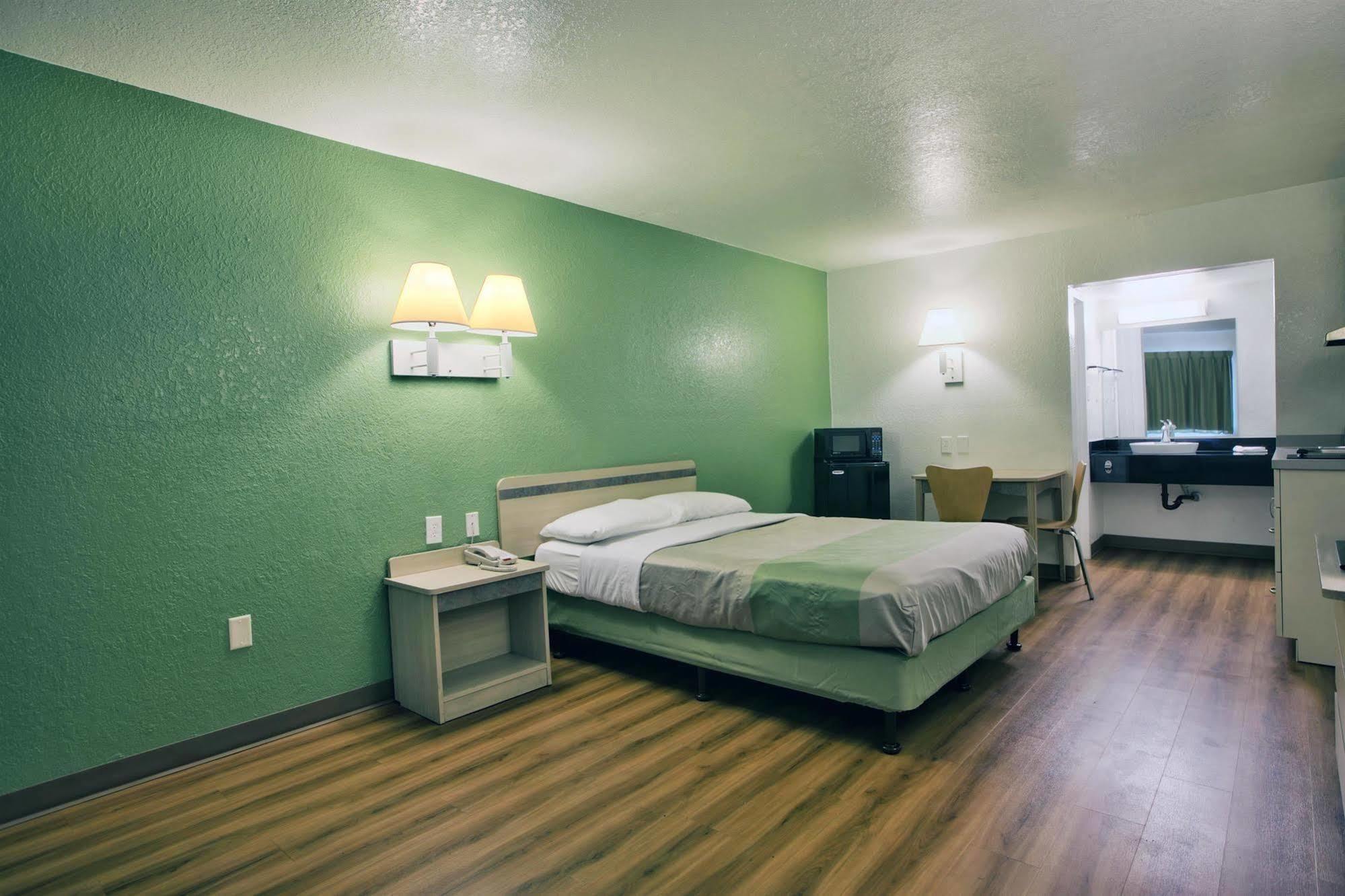 Motel 6-Tallahassee, Fl - Downtown Exterior photo